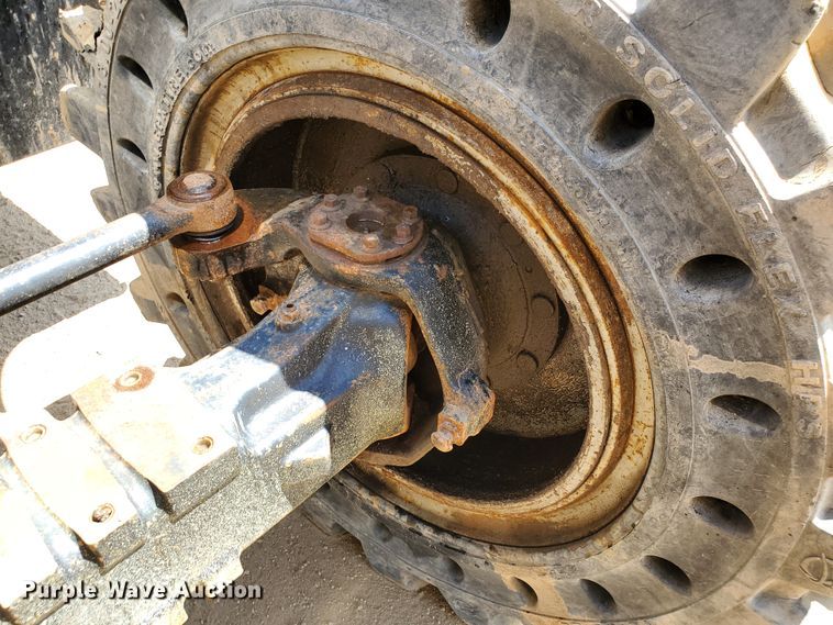 image for item HK9029 2013 Caterpillar TL1055C  telehandler