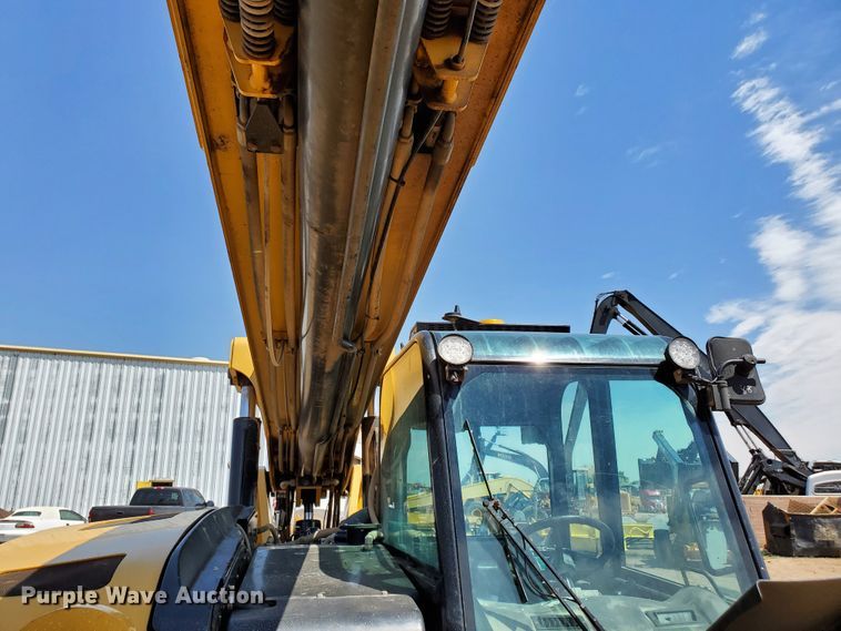 image for item HK9029 2013 Caterpillar TL1055C  telehandler