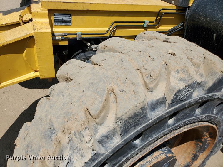 image for item HK9029 2013 Caterpillar TL1055C  telehandler