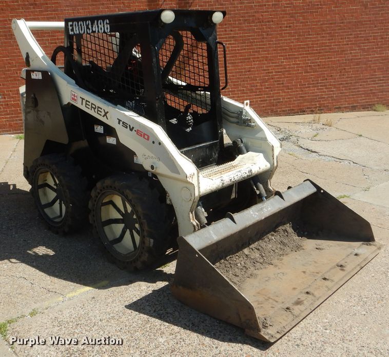 image for item HM9518 Terex TSV60  skid steer loader