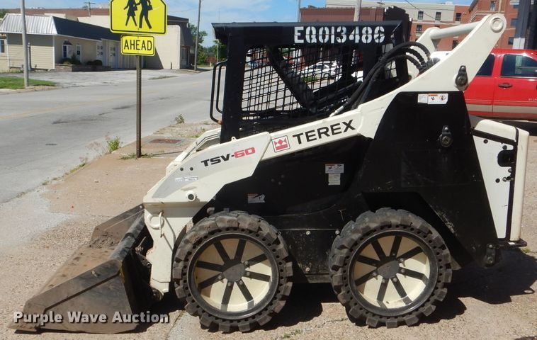 image for item HM9518 Terex TSV60  skid steer loader