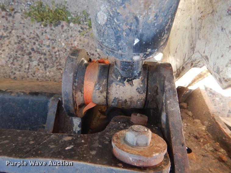 image for item HM9518 Terex TSV60  skid steer loader