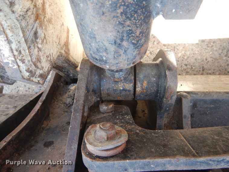 image for item HM9518 Terex TSV60  skid steer loader