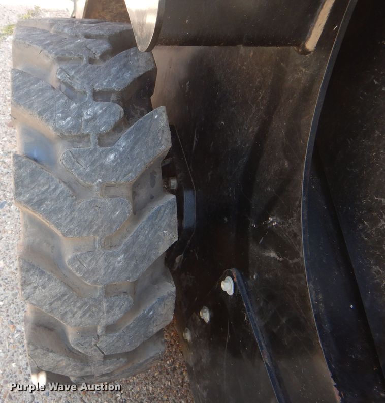 image for item HM9518 Terex TSV60  skid steer loader