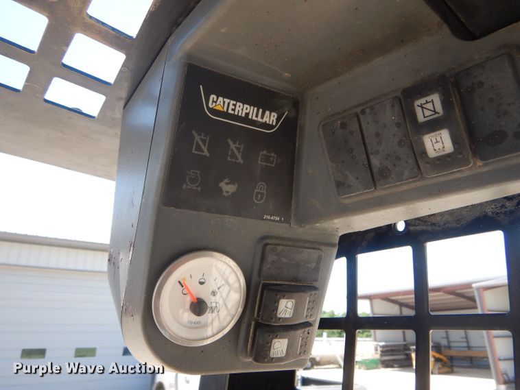 image for item HM9519 2008 Caterpillar 236B  skid steer loader