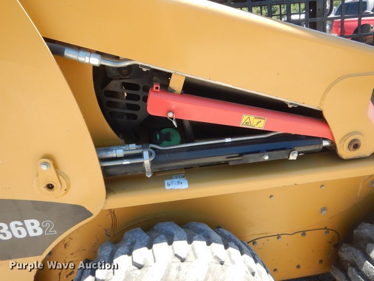 image for item HM9519 2008 Caterpillar 236B  skid steer loader