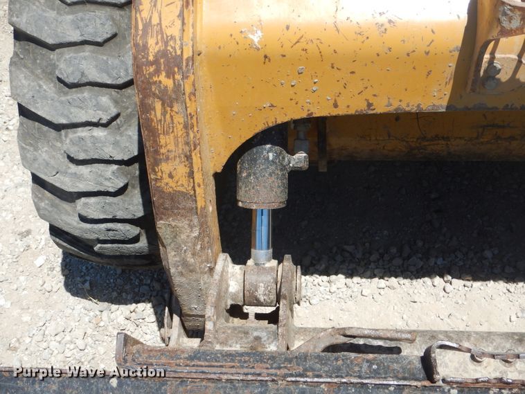 image for item HM9519 2008 Caterpillar 236B  skid steer loader