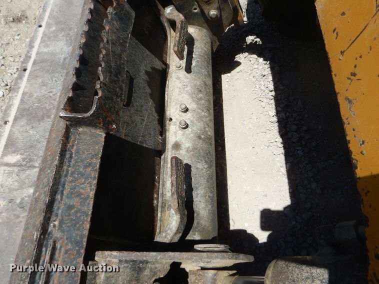 image for item HM9519 2008 Caterpillar 236B  skid steer loader