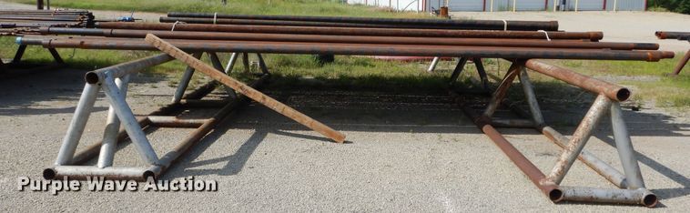 image for item HS9615 Approximately 70 pipes