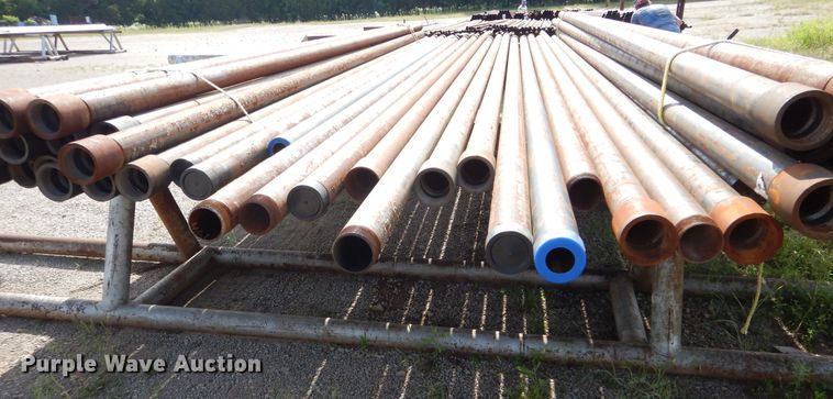 image for item HS9615 Approximately 70 pipes