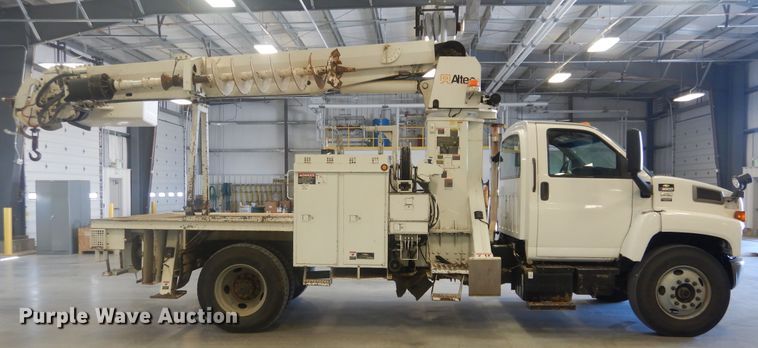 image for item HS9639 2009 Chevrolet C8500  digger derrick truck