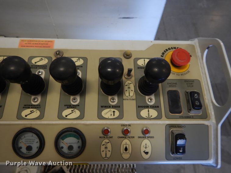 image for item HS9639 2009 Chevrolet C8500  digger derrick truck