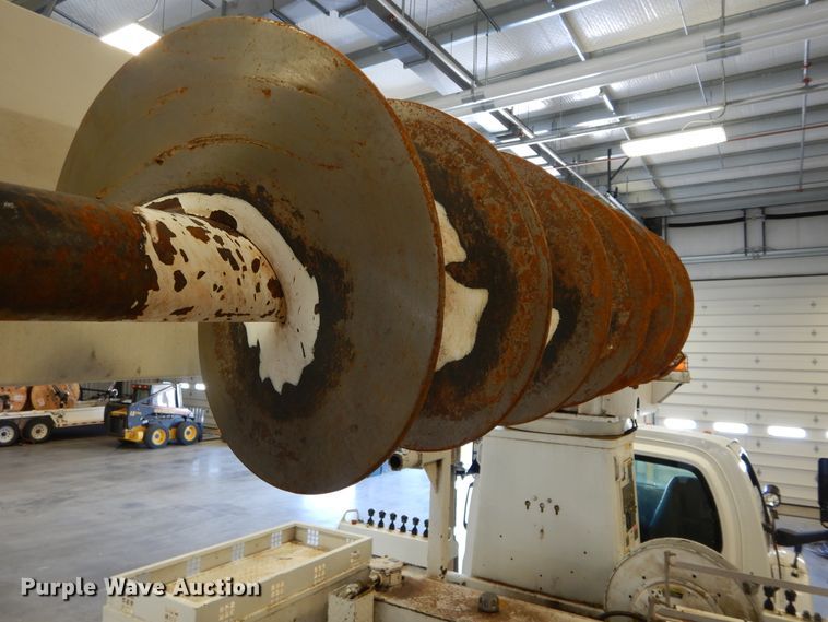 image for item HS9639 2009 Chevrolet C8500  digger derrick truck