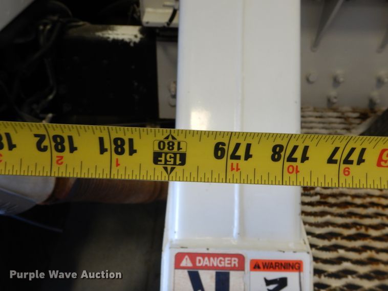 image for item HS9639 2009 Chevrolet C8500  digger derrick truck