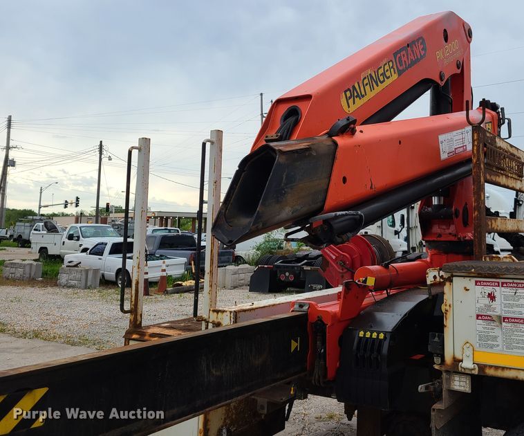 image for item K5819 2008 Palfinger PK12000 crane