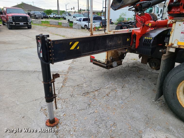 image for item K5819 2008 Palfinger PK12000 crane