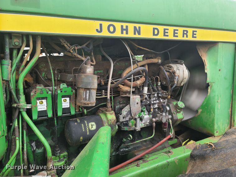 image for item DE2446 1975 John Deere 8430  4WD tractor