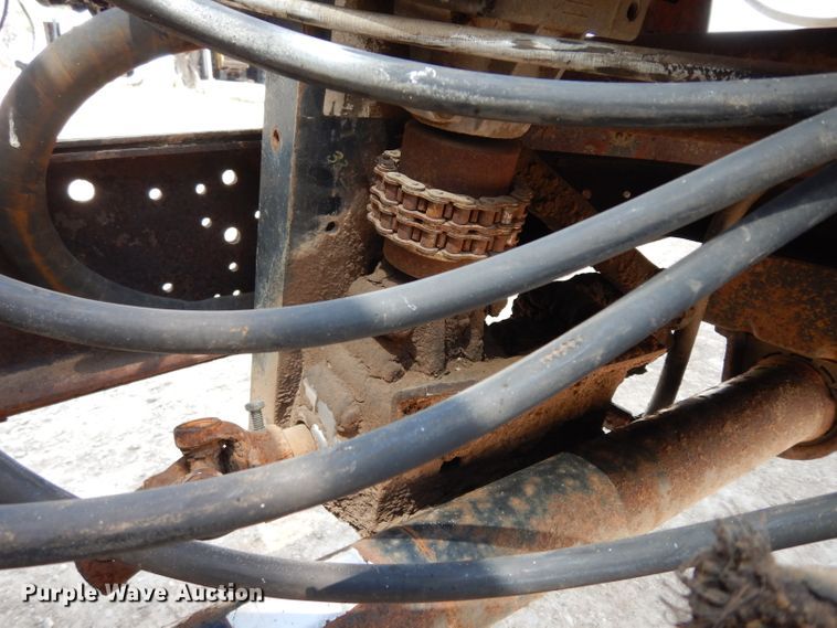 image for item DF4136 2000 Ford F650 Super Duty XLT  feed mixer truck