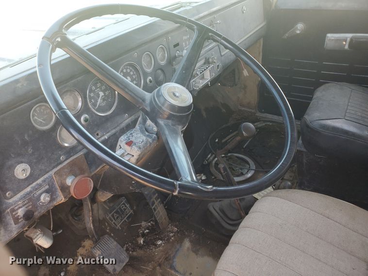 image for item DF8936 1974 International Fleetstar F2050A  dump truck