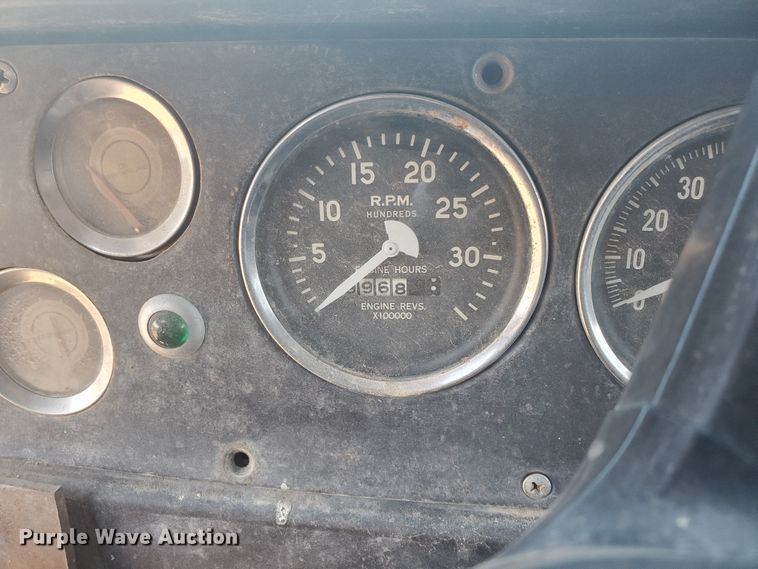 image for item DF8936 1974 International Fleetstar F2050A  dump truck