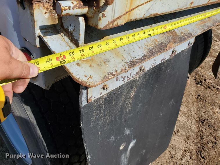 image for item DF8936 1974 International Fleetstar F2050A  dump truck