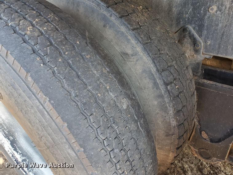 image for item DF8936 1974 International Fleetstar F2050A  dump truck