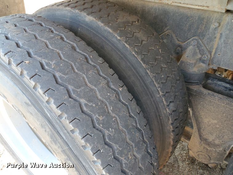 image for item DF8936 1974 International Fleetstar F2050A  dump truck