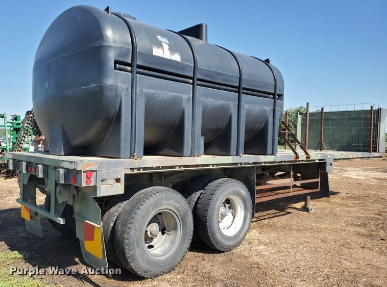 image for item DF8937 1980 Southwest M871 flatbed trailer with nurse tank