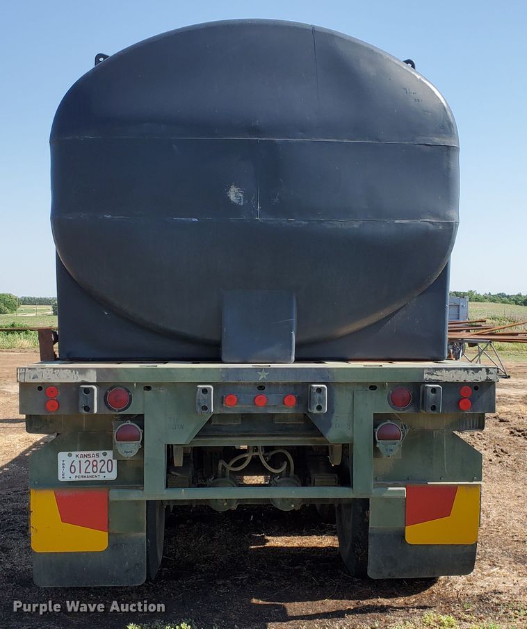 image for item DF8937 1980 Southwest M871 flatbed trailer with nurse tank