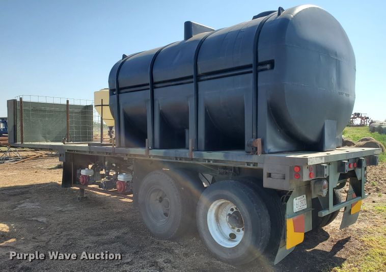 image for item DF8937 1980 Southwest M871 flatbed trailer with nurse tank