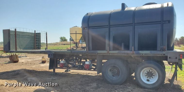 image for item DF8937 1980 Southwest M871 flatbed trailer with nurse tank