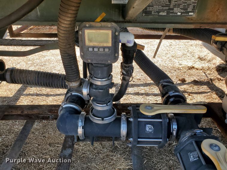 image for item DF8937 1980 Southwest M871 flatbed trailer with nurse tank