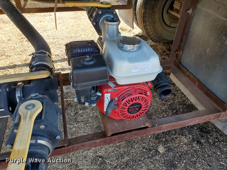 image for item DF8937 1980 Southwest M871 flatbed trailer with nurse tank