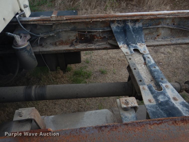 image for item DF8954 1995 Mack CS300P  truck cab and chassis