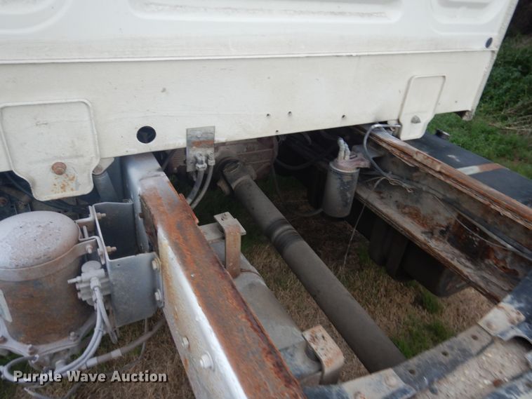 image for item DF8954 1995 Mack CS300P  truck cab and chassis