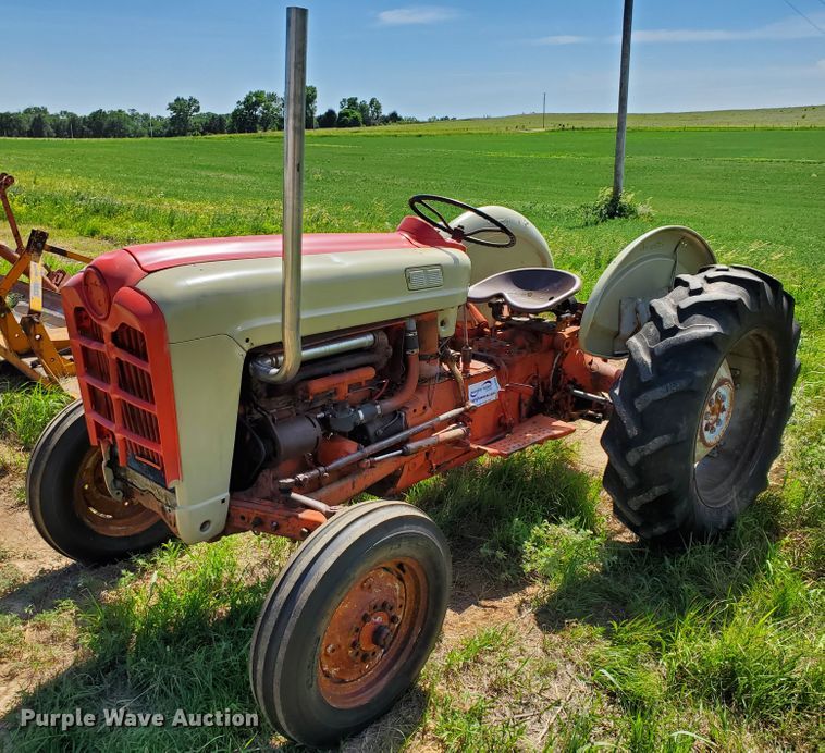 image for item DF8990 Ford 861  tractor
