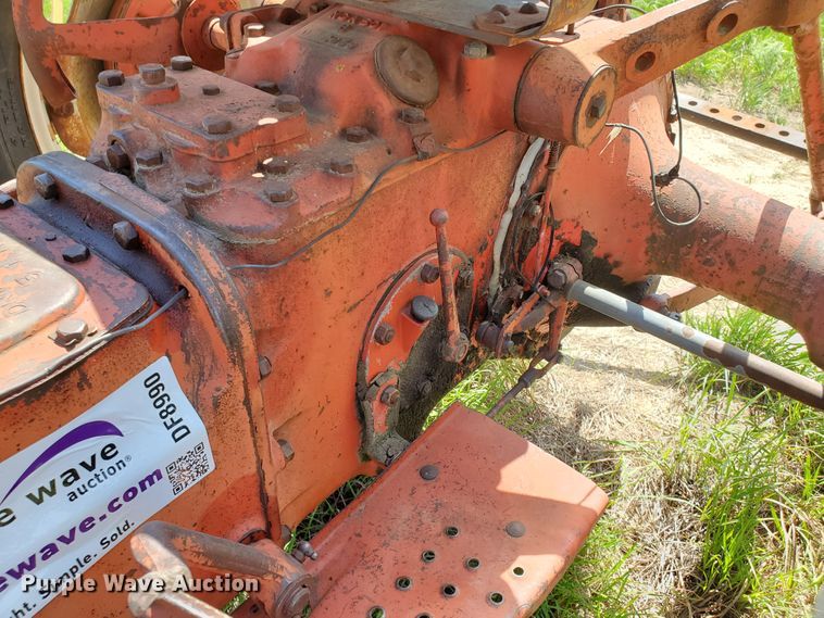 image for item DF8990 Ford 861  tractor