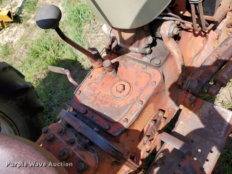 image for item DF8990 Ford 861  tractor