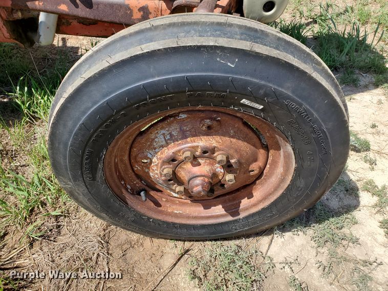 image for item DF8990 Ford 861  tractor