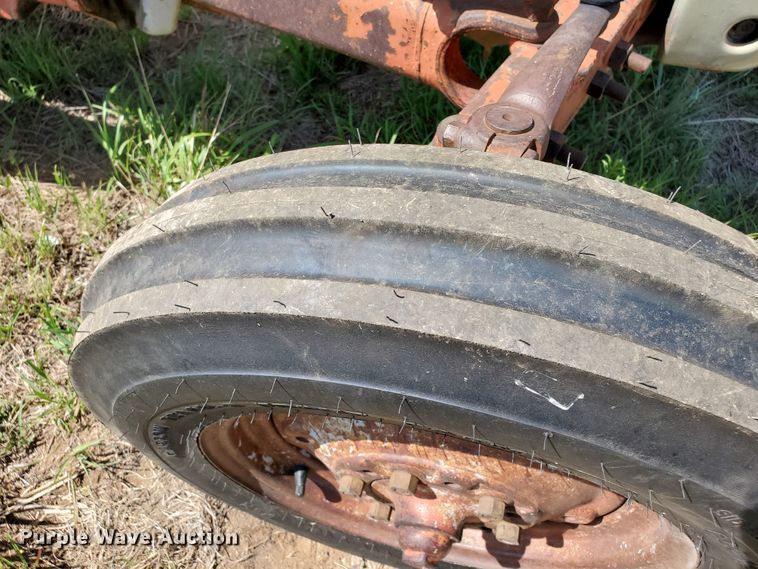 image for item DF8990 Ford 861  tractor