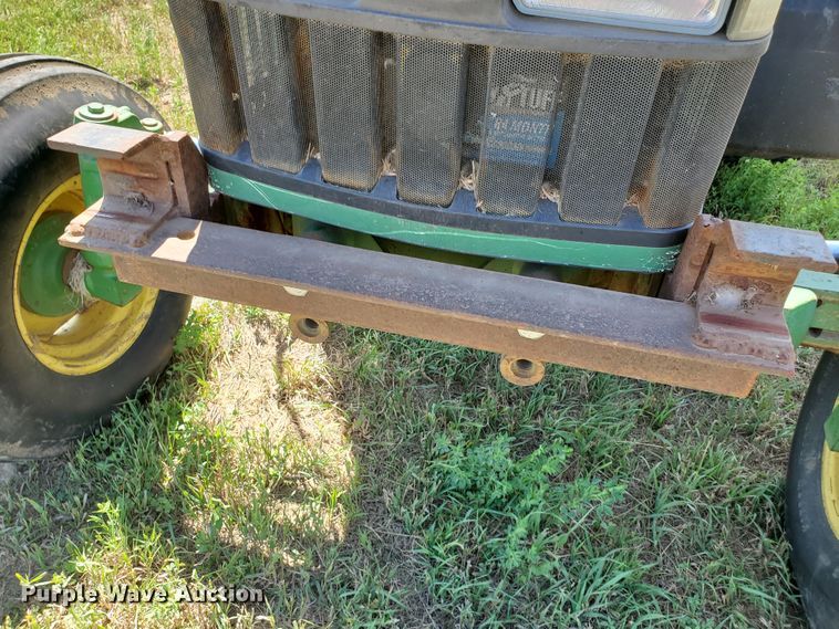 image for item DF8993 1993 John Deere 6400  tractor