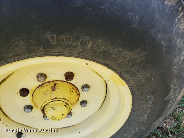 image for item DF8993 1993 John Deere 6400  tractor