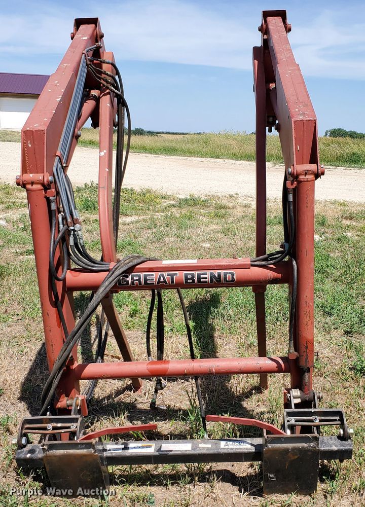 Great Bend 440 loader in Miltonvale, KS Item DF8994 sold Purple Wave