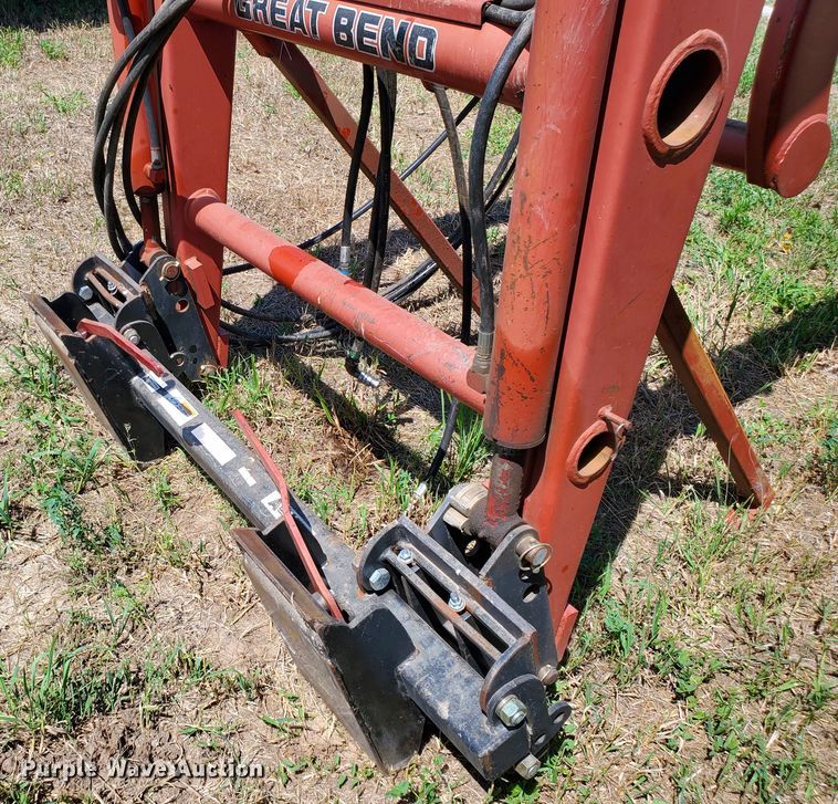 image for item DF8994 Great Bend 440 loader