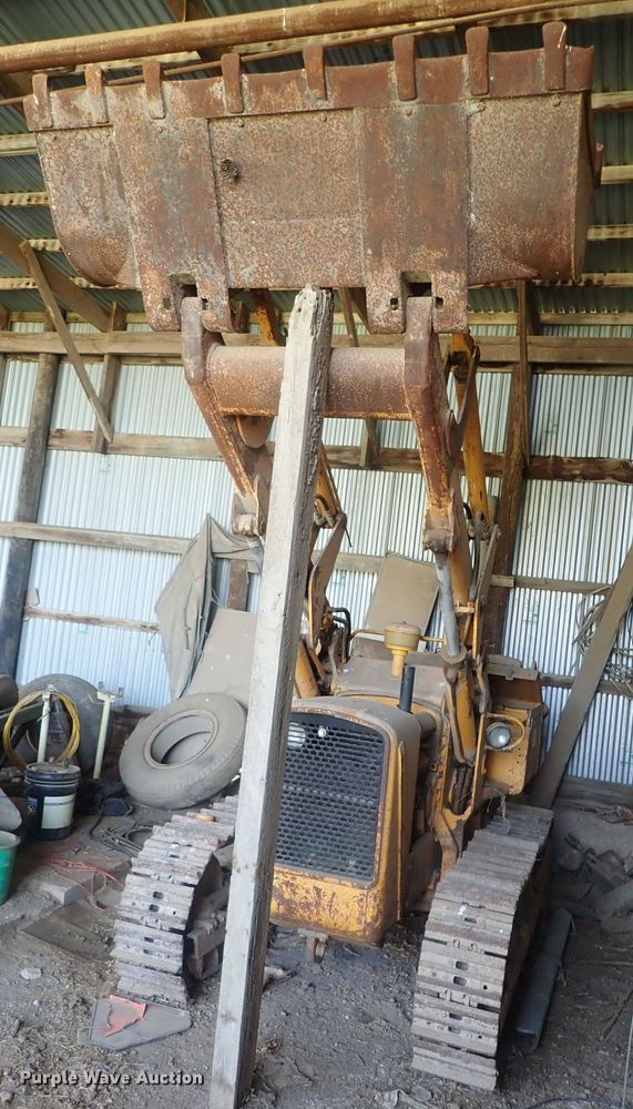 image for item DG2233 John Deere JD350-8  track loader