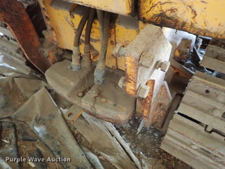 image for item DG2233 John Deere JD350-8  track loader