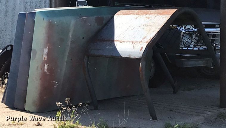 image for item DG2233 John Deere JD350-8  track loader