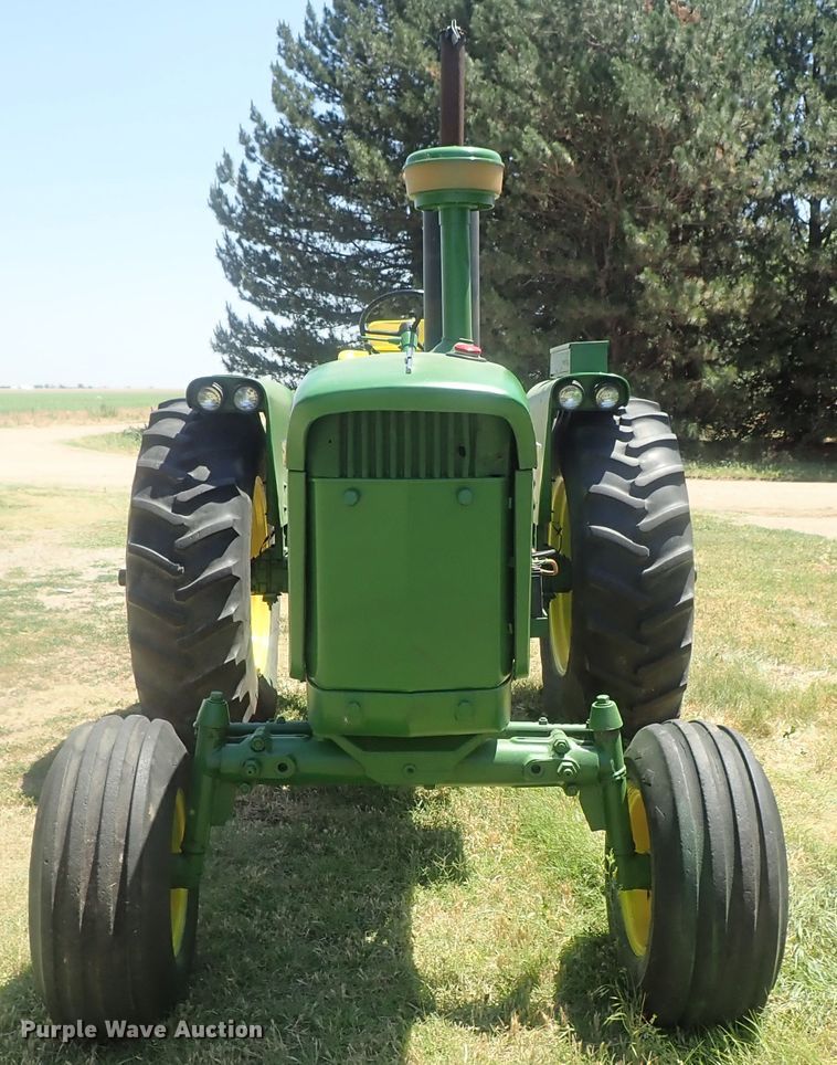 image for item DG2242 John Deere 4010  tractor