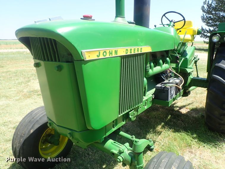 image for item DG2242 John Deere 4010  tractor