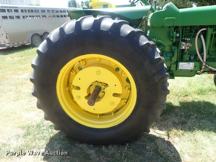 image for item DG2242 John Deere 4010  tractor